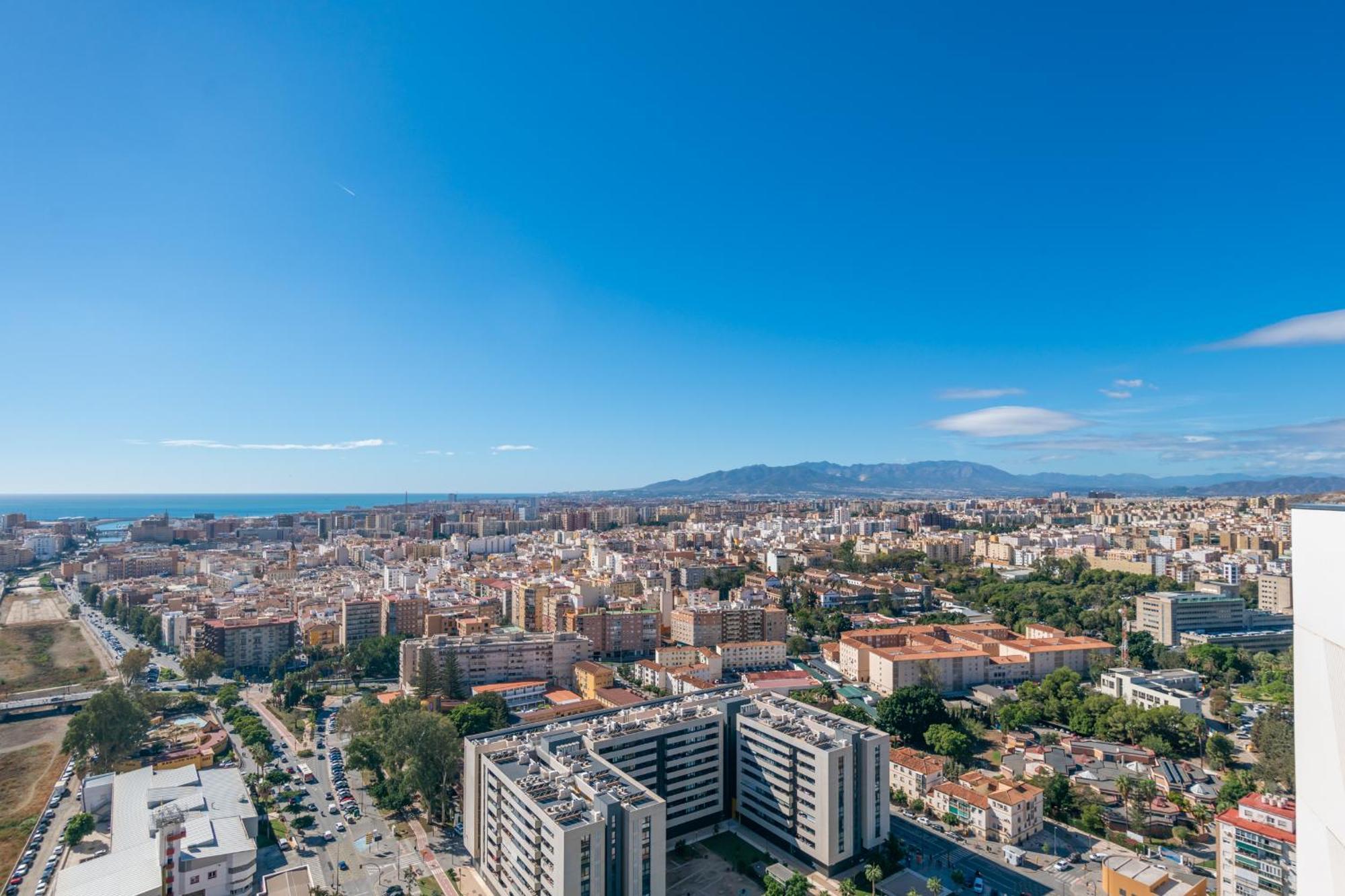 Apartamento Fantastico Piso Con Vistas Y Terraza 6 Personas Cerca Del Centro Málaga